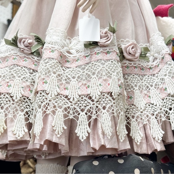 Beautiful Vintage Signed Limited Edition Tall Porcelain Victorian Doll - Picture 6 of 9